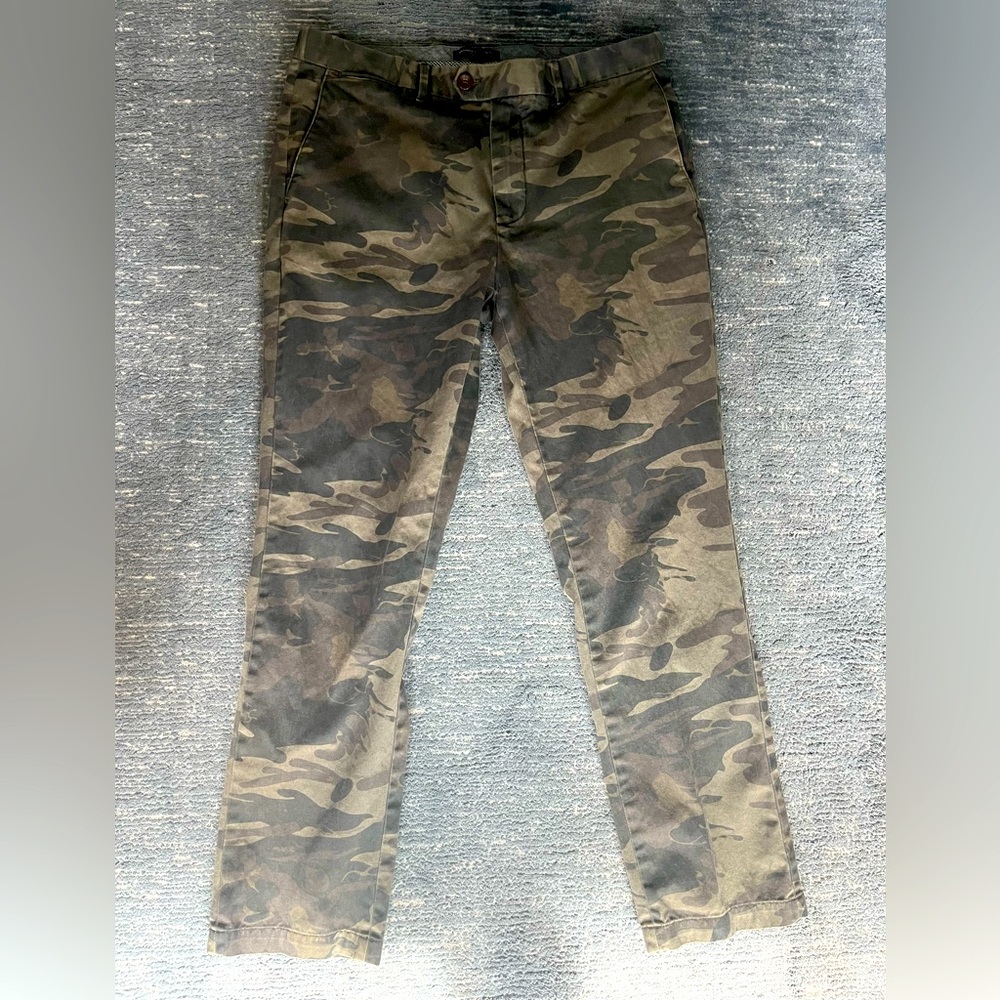 Banana republic camo pants - 34x32